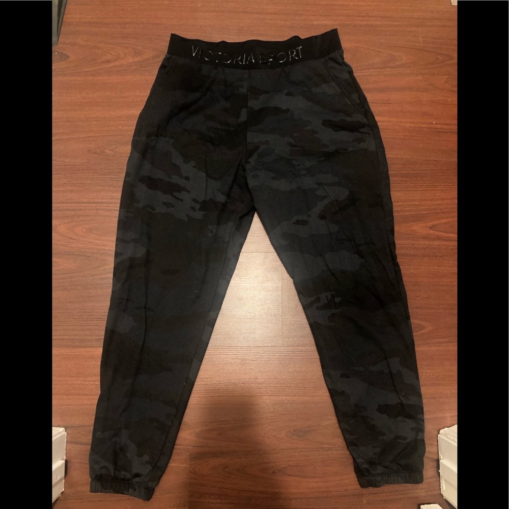 High-Waisted Jogger